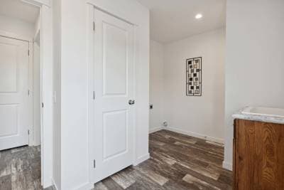 Ne-610 interior home features