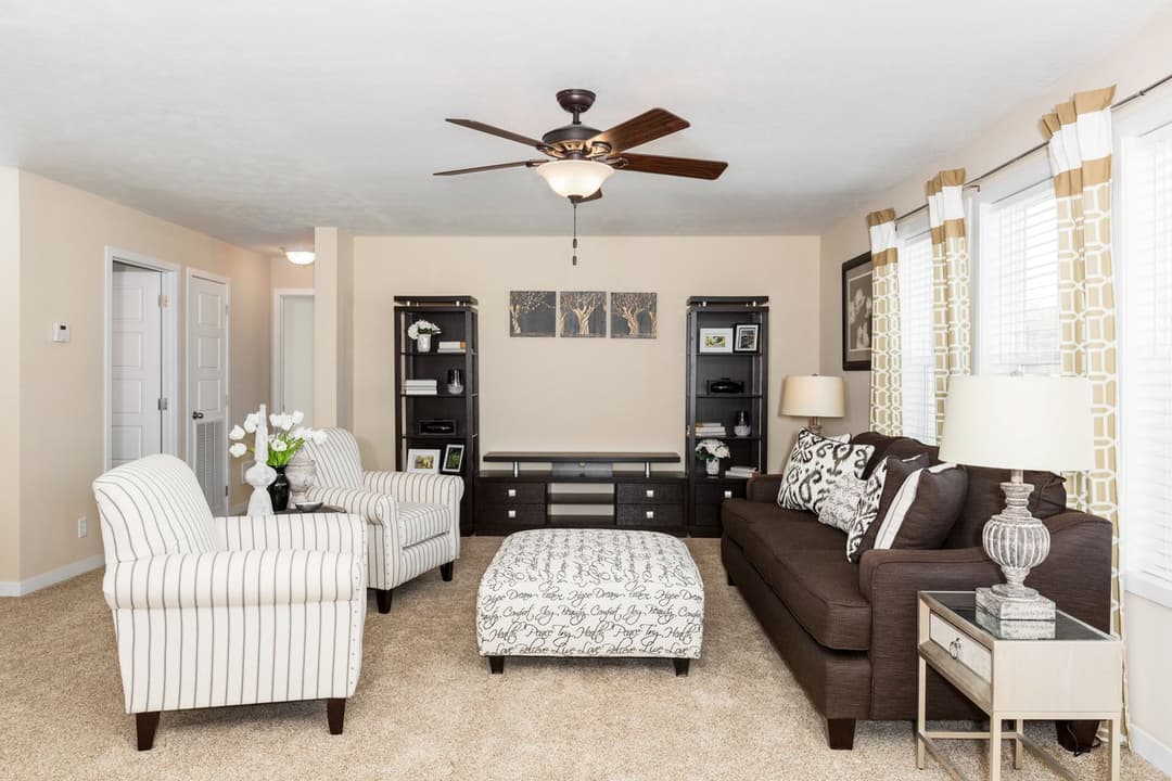 Hill st interior home features