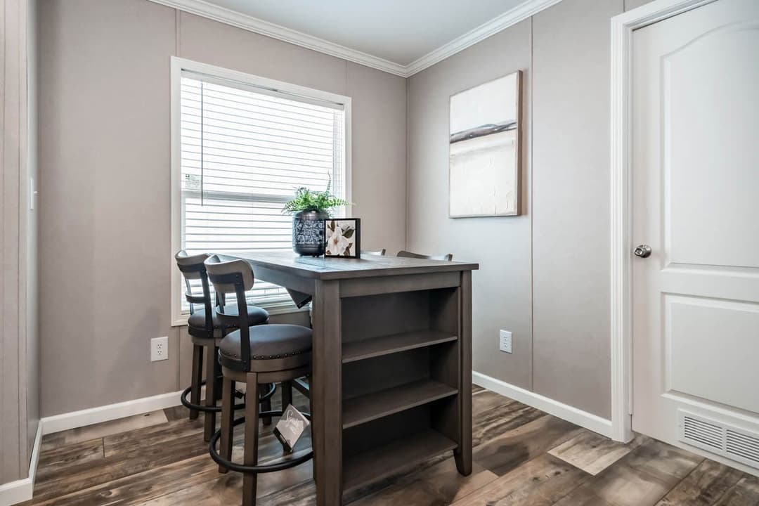 Pip interior home features