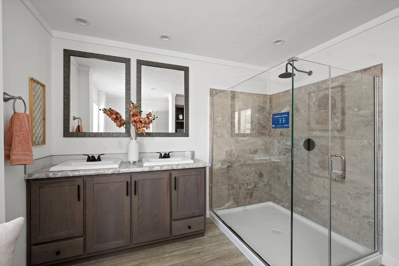 Pursuit bathroom home features
