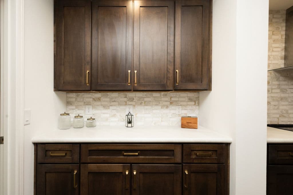 Ultra ranch 2p2460-x interior home features