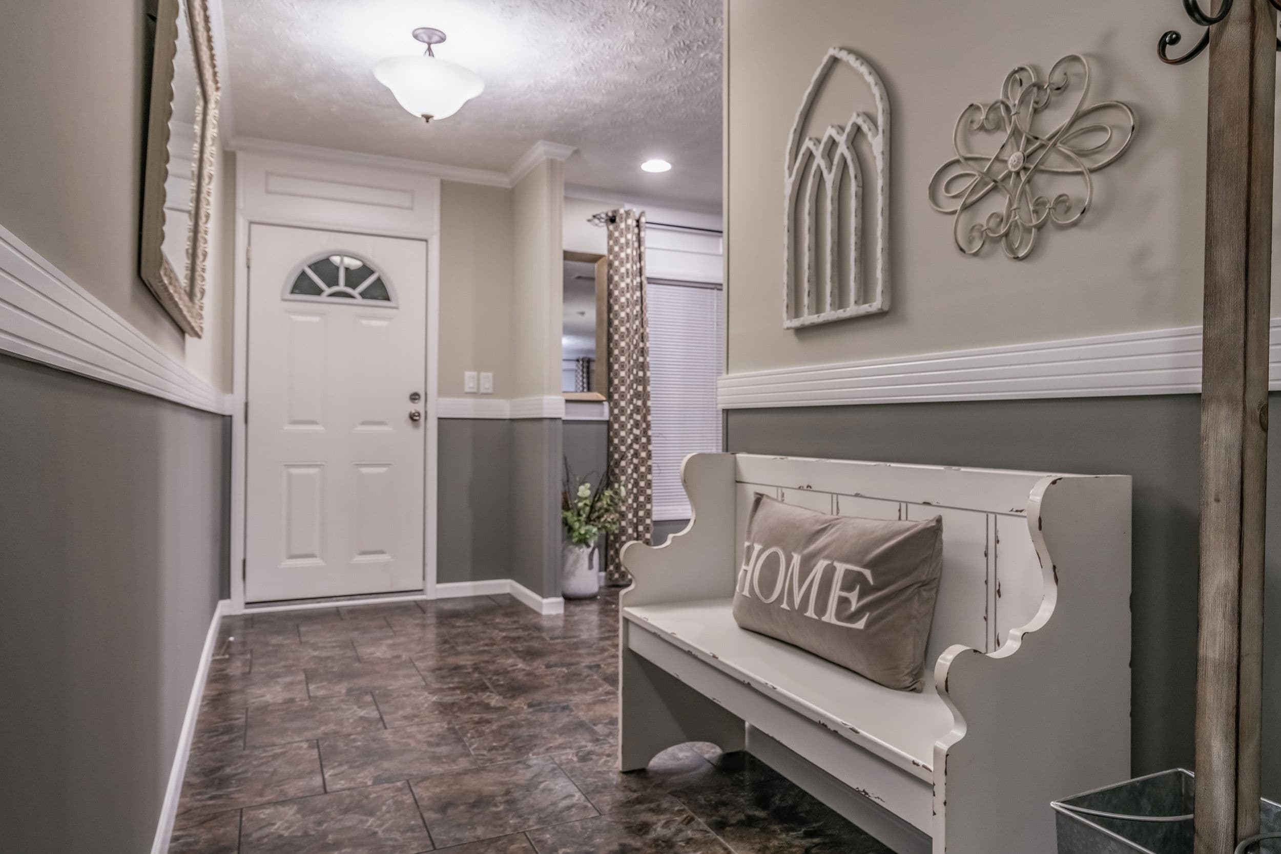 Md-38-32 interior home features