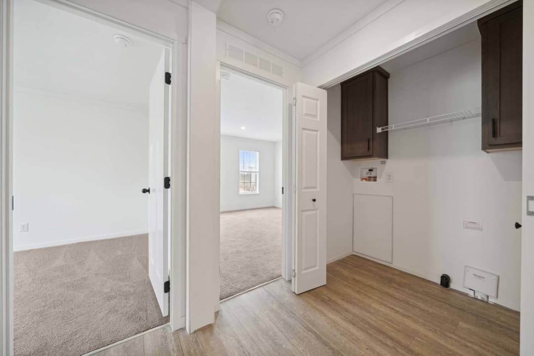 Encore bedroom home features