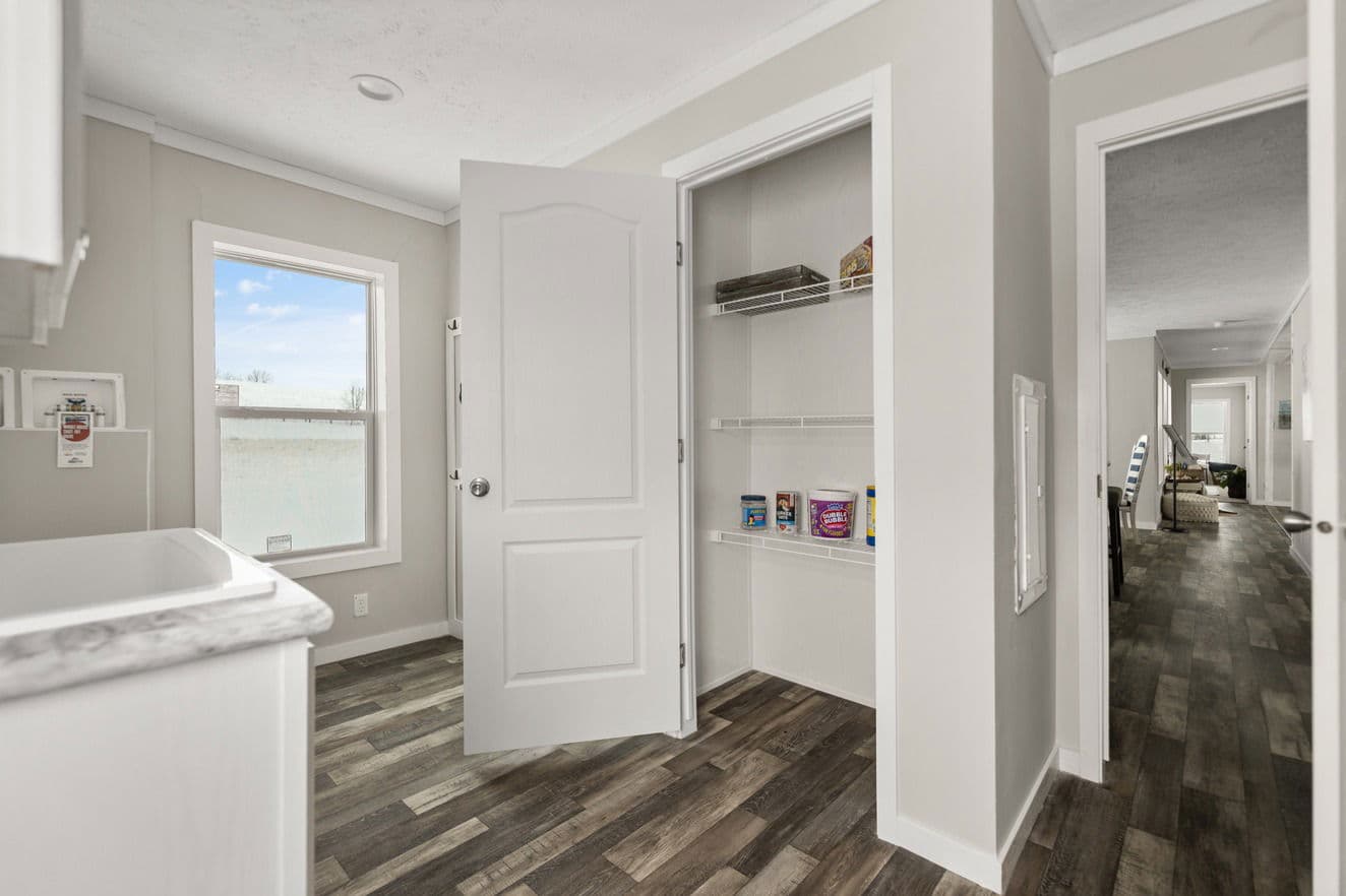  outback 28663p interior home features