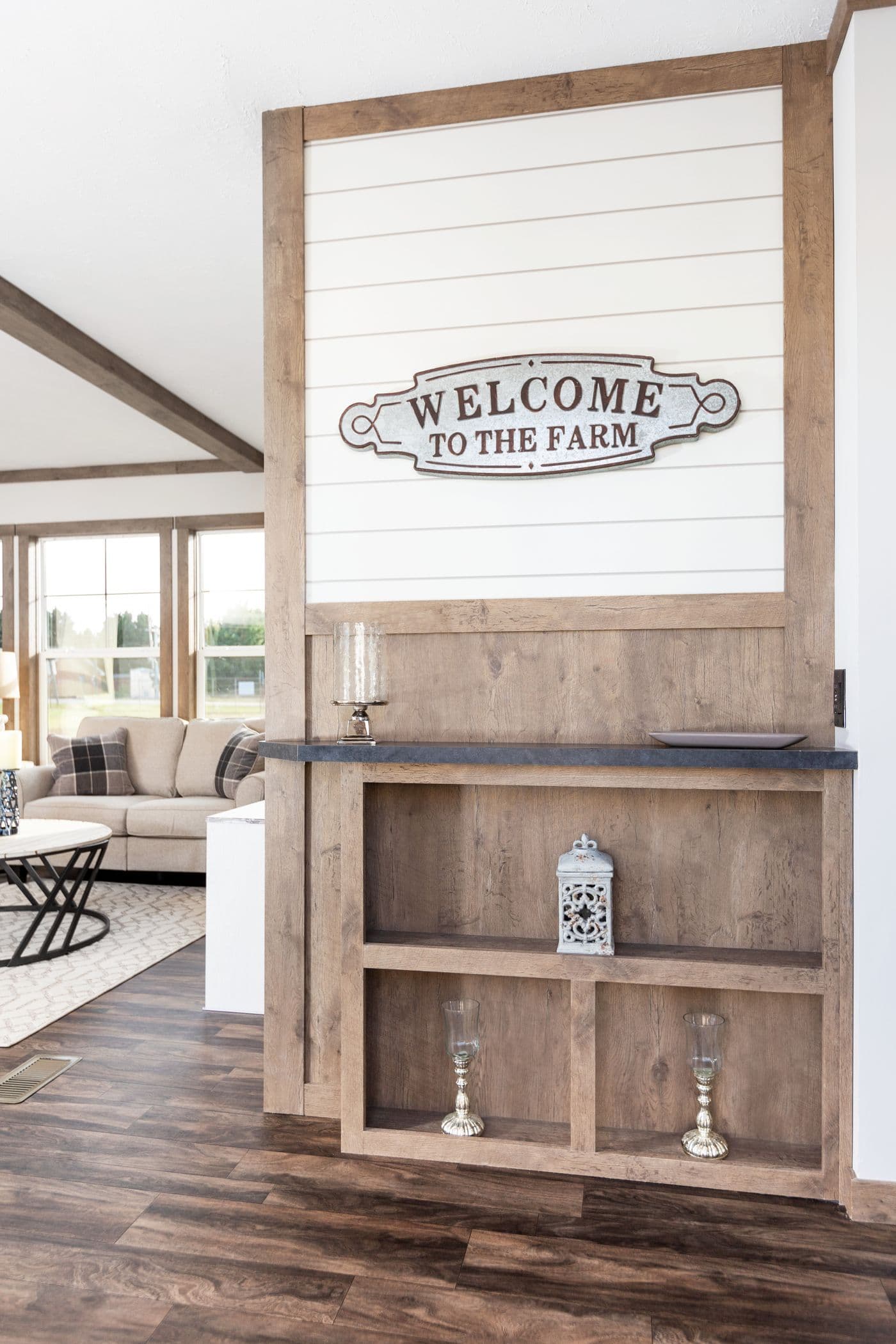 The annie interior home features