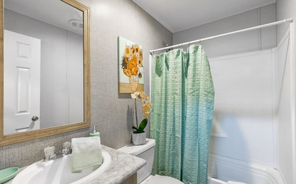 Sunset ridge 363 bathroom home features