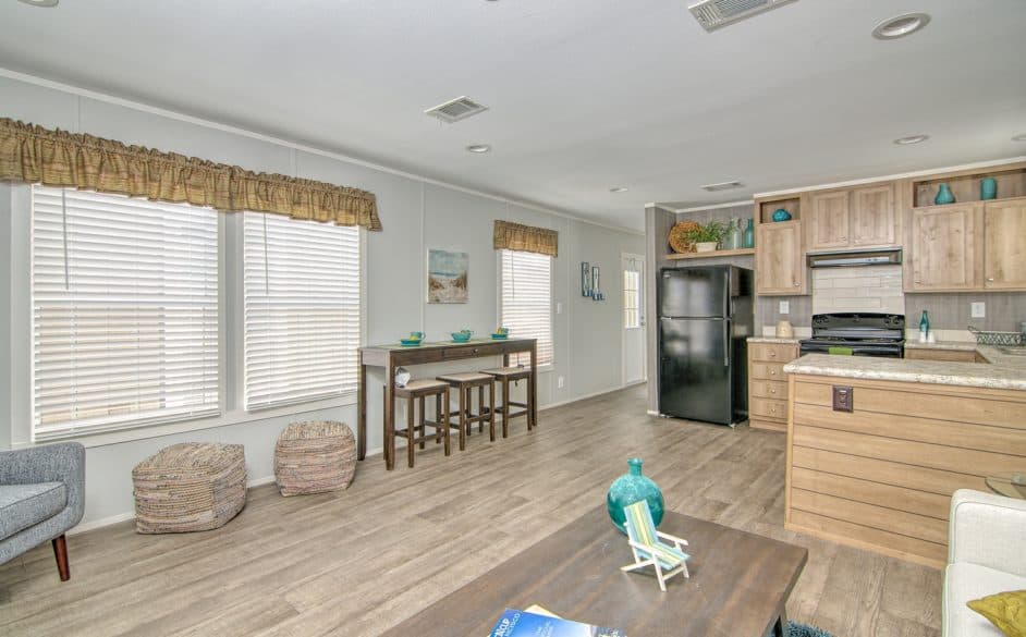 Park central 307p kitchen home features