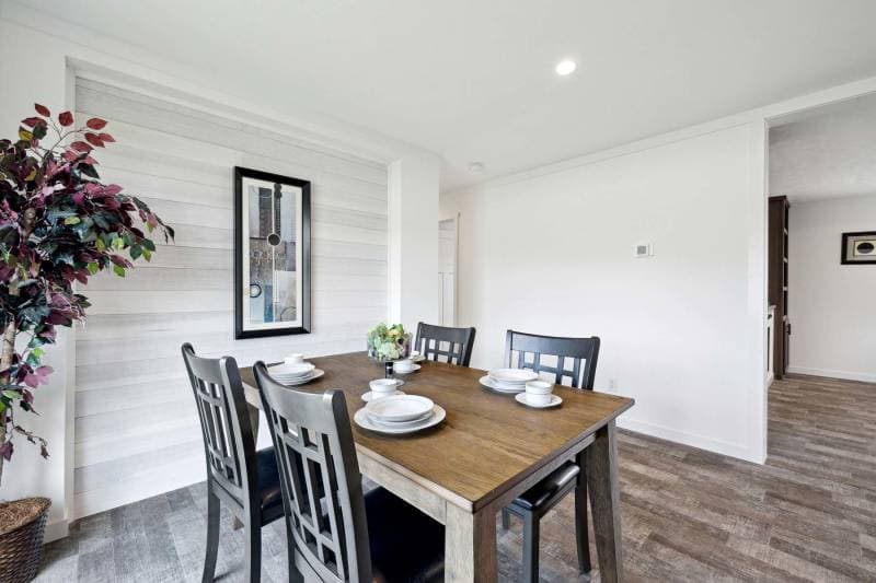 Elevate 60 interior home features