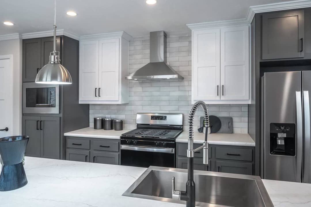 N621 kitchen home features