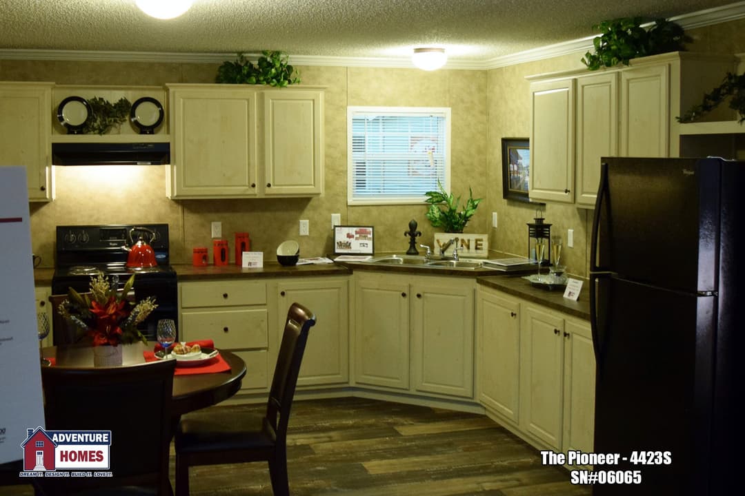 Pioneer | 4423s kitchen home features