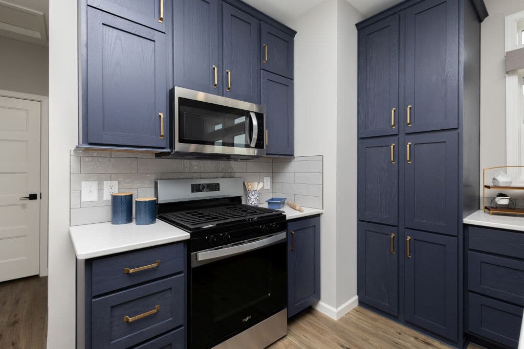 Pinecrest elite modular pgm5008-p kitchen home features