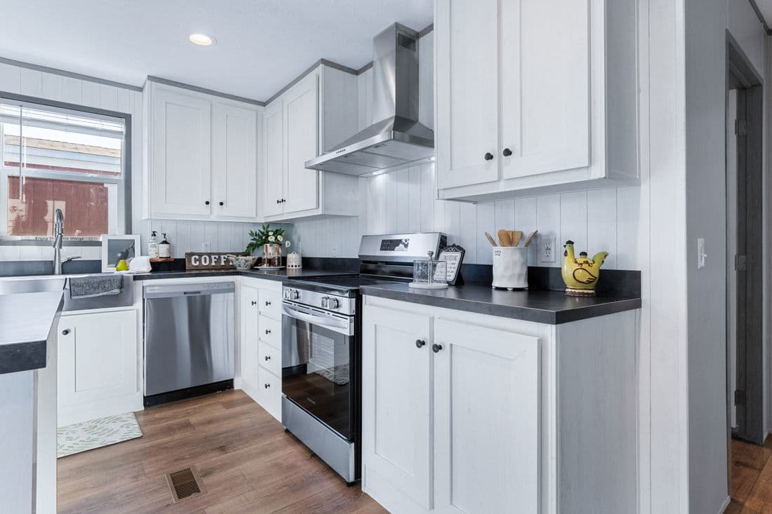 Anniversary 16763i kitchen home features