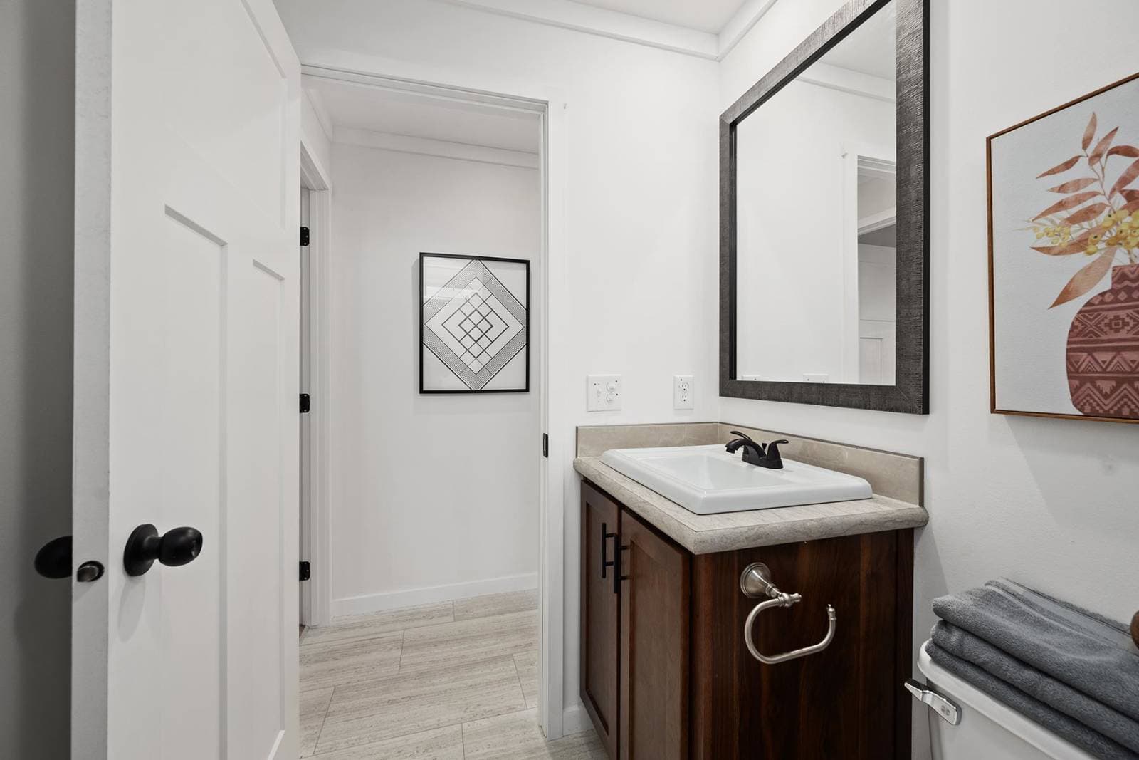 East point - affinity bathroom home features