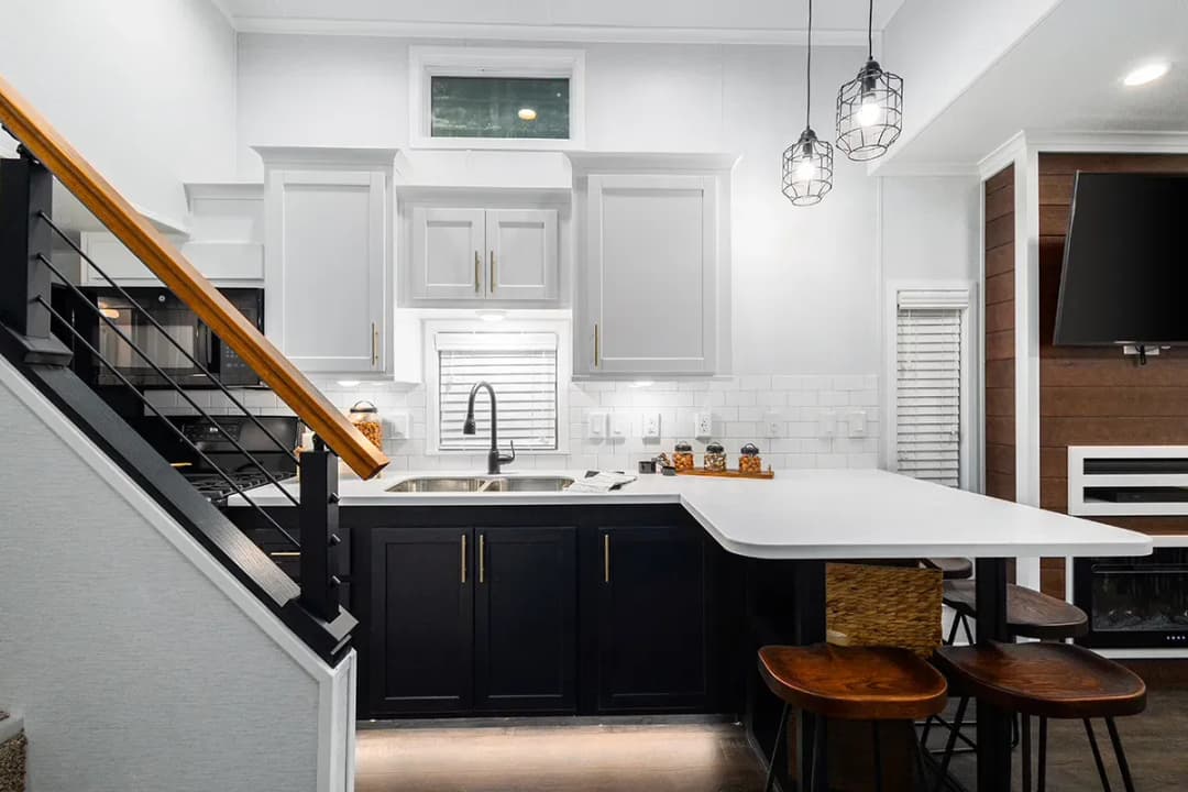 Eldorado 9043 kitchen home features