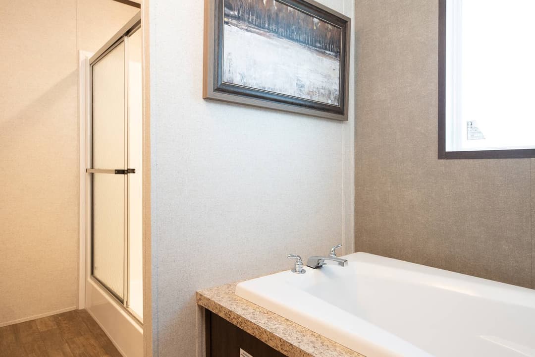 Nm3264a  bathroom home features