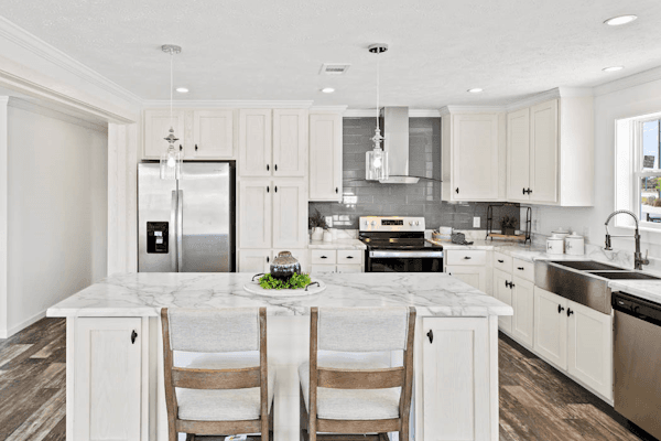Delashaw kitchen home features