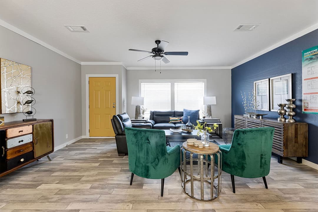 Sheridan 30483s interior home features