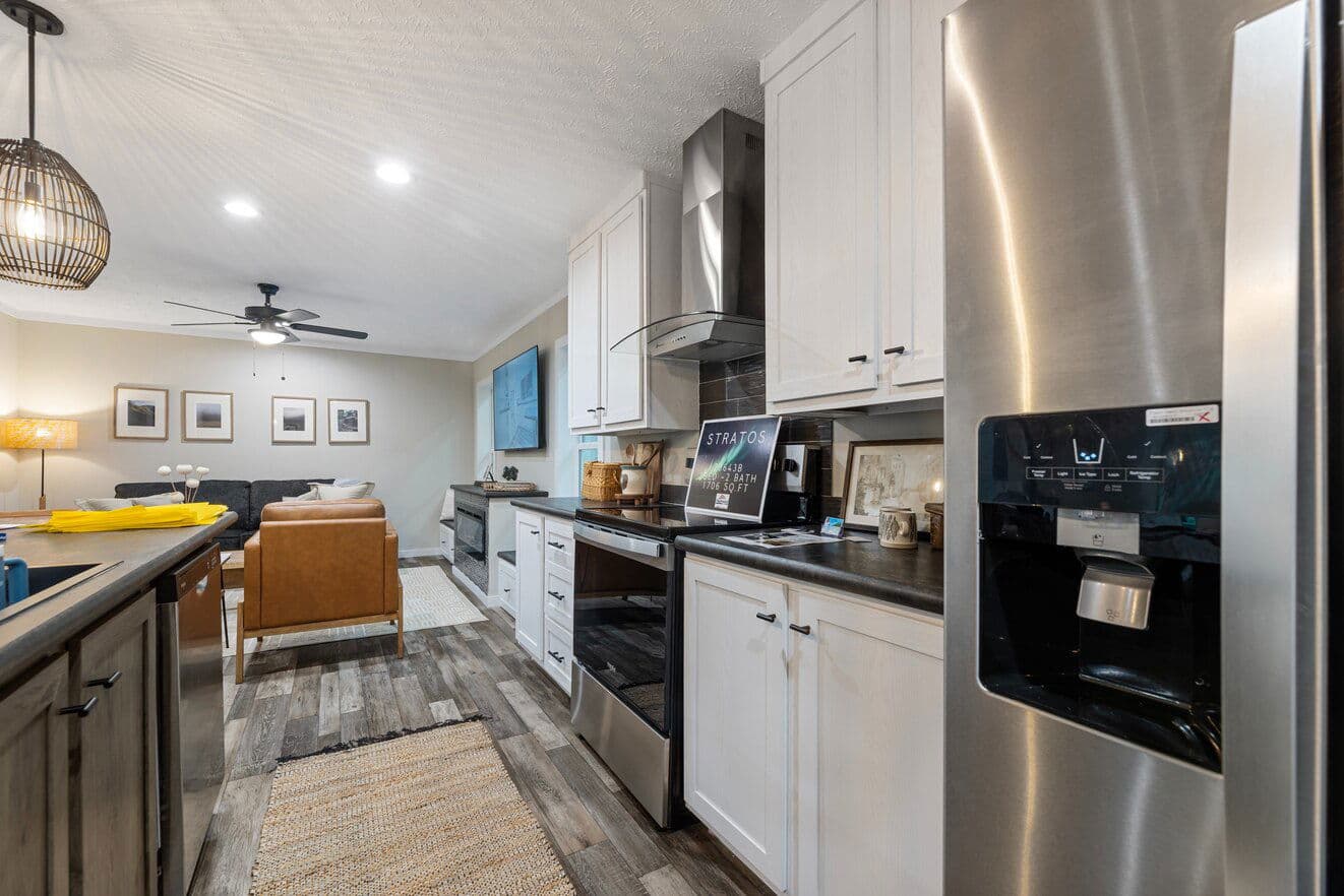 Stratos 28643b kitchen home features