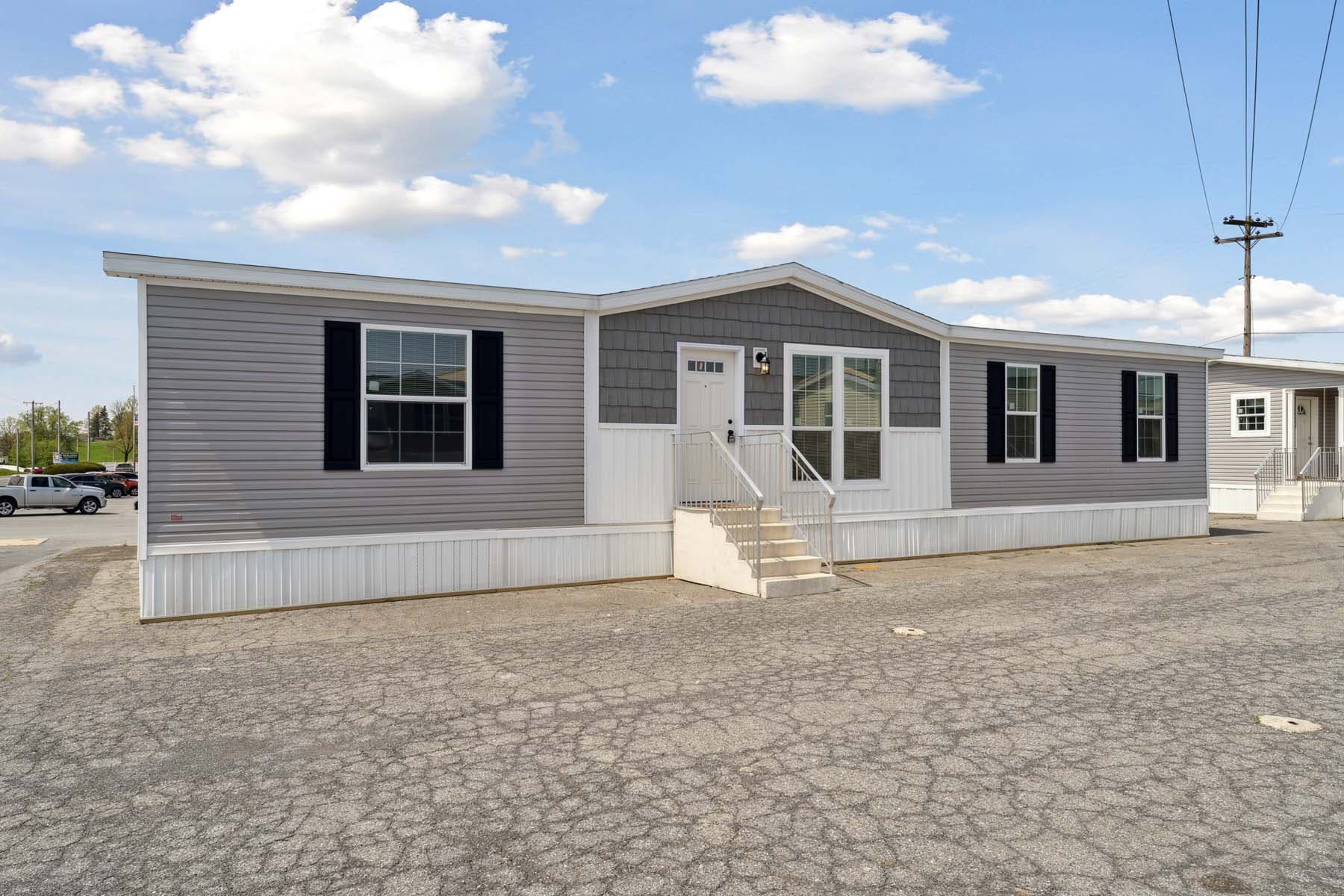 Sunlight 1493 exterior and elevation home features