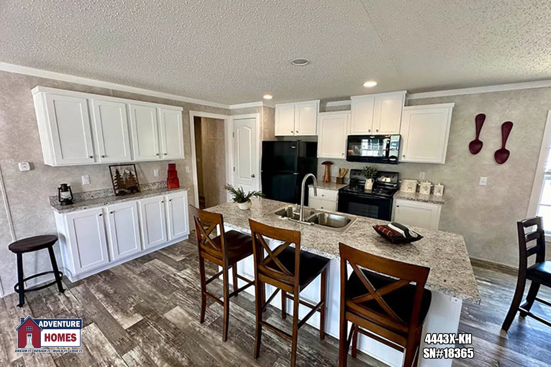 Kalahari kitchen home features