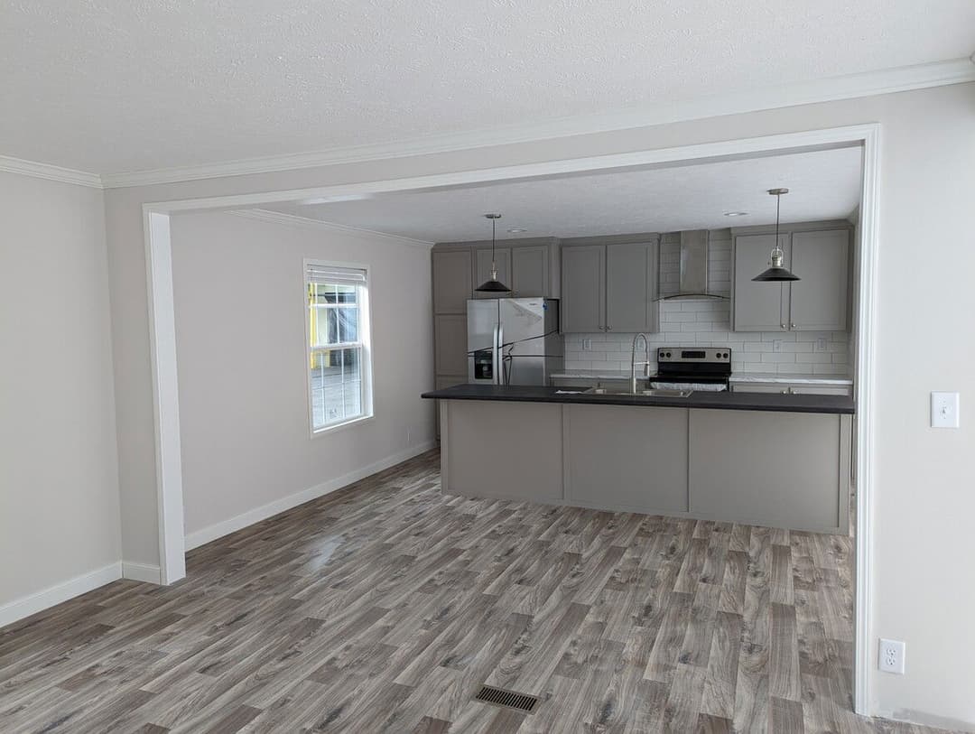 Cavco 32764c interior home features