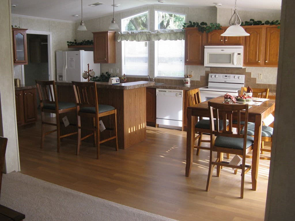 Tracy 4 br 4260 interior home features