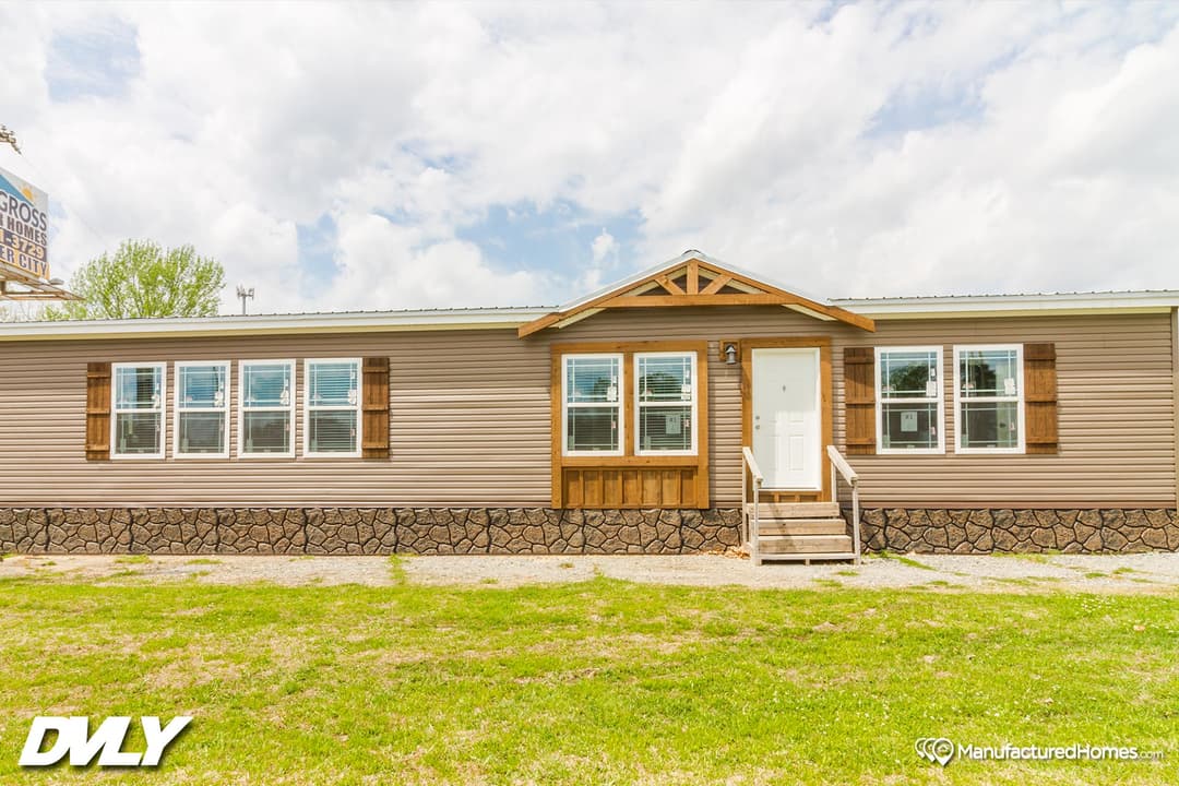 Ahaveh hero, elevation, and exterior home features