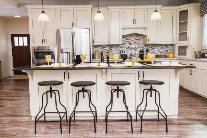 Baxter 42483a kitchen home features