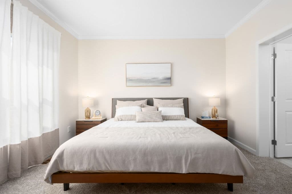 Limited 3 28563b bedroom home features