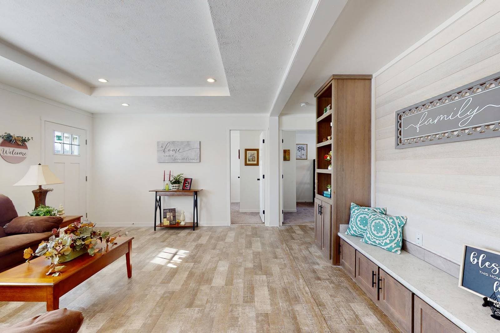 East point - intrigue interior home features