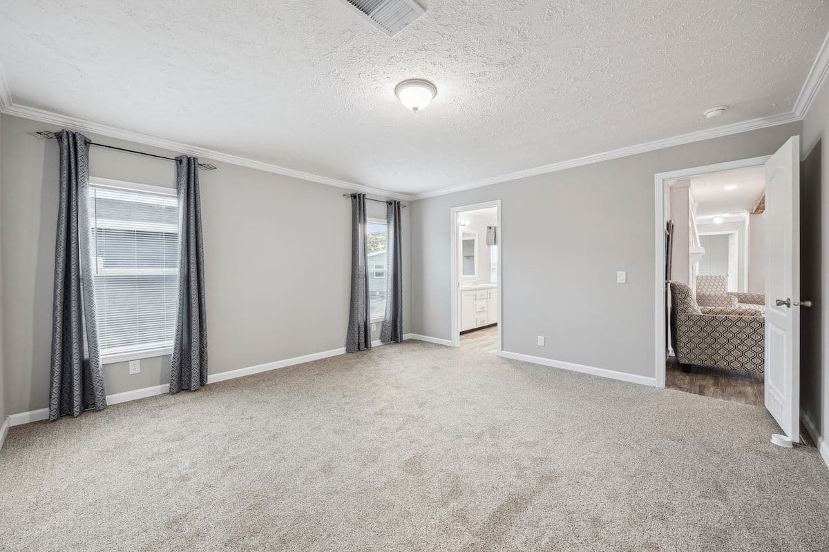 Md-10-32 lynnox bedroom home features