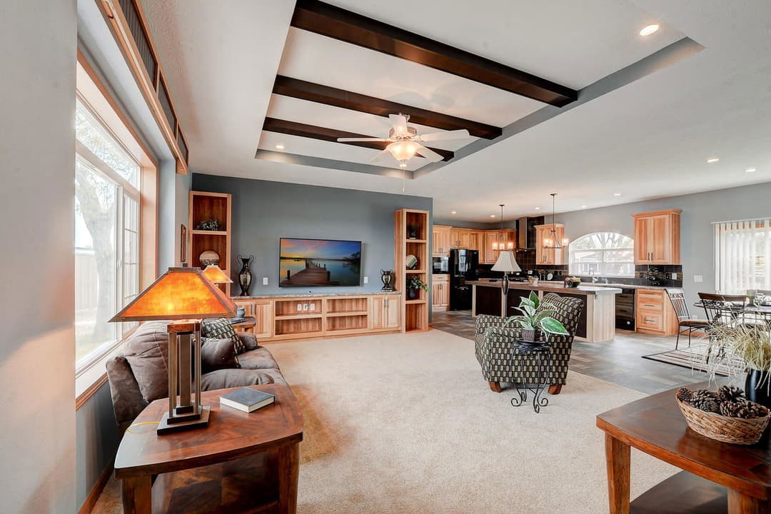 The forest heights xl modular 185006m interior home features