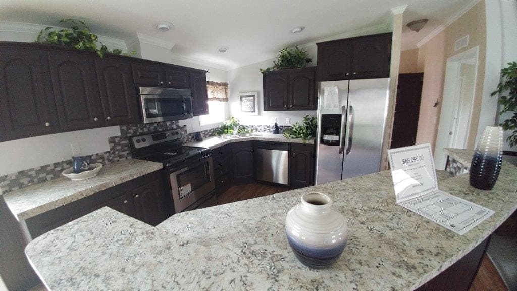 Brandon 2866 ith optional kitchen kitchen home features