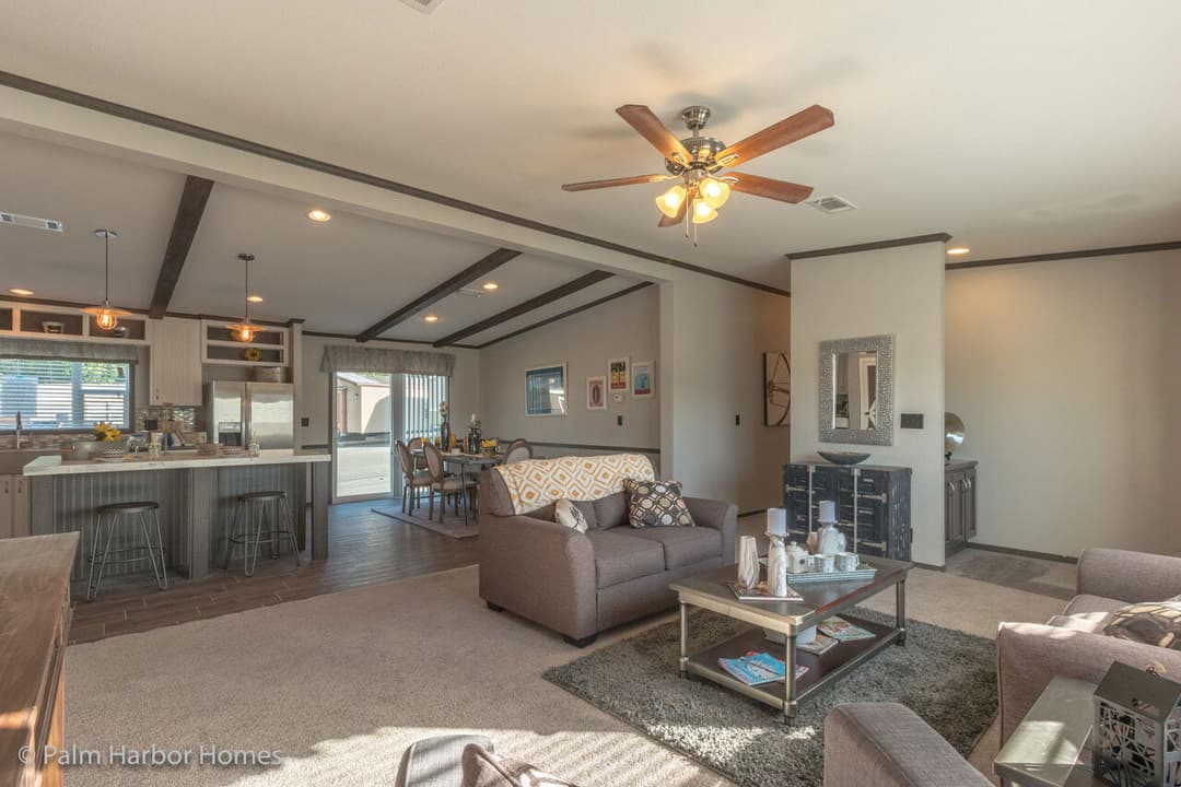 Carrington 30744c interior home features