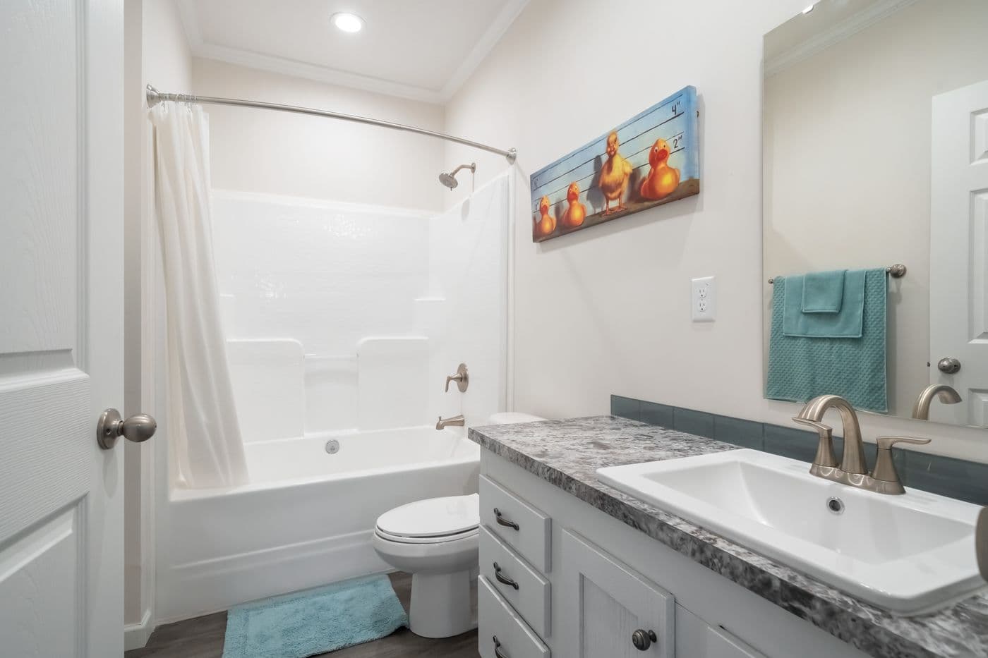 3458 mod 76x32 carolina raelyn bathroom home features