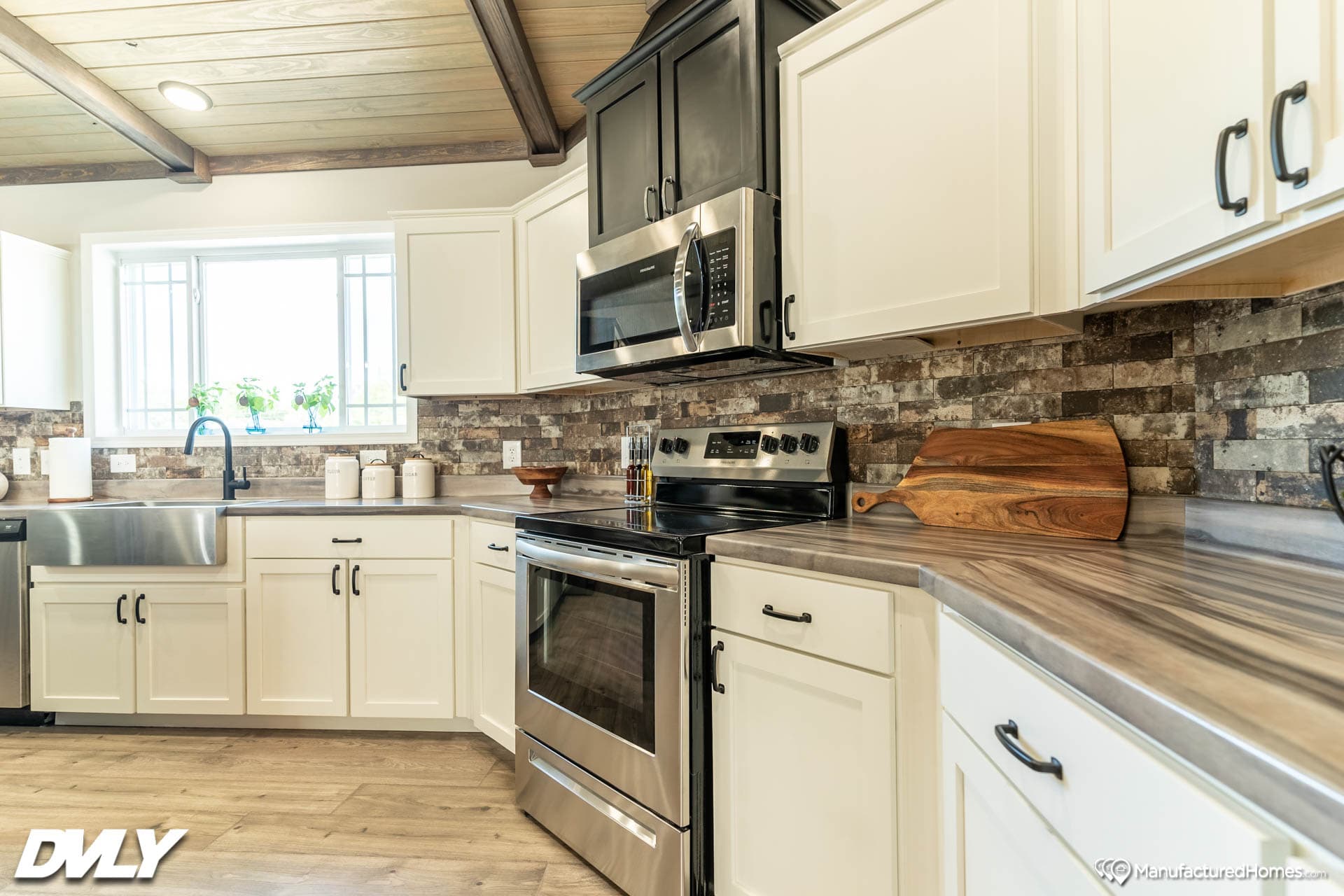 The oasis kitchen home features