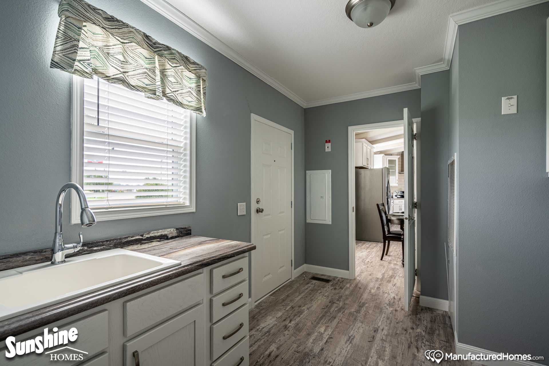 Pri3280-2018 bathroom home features