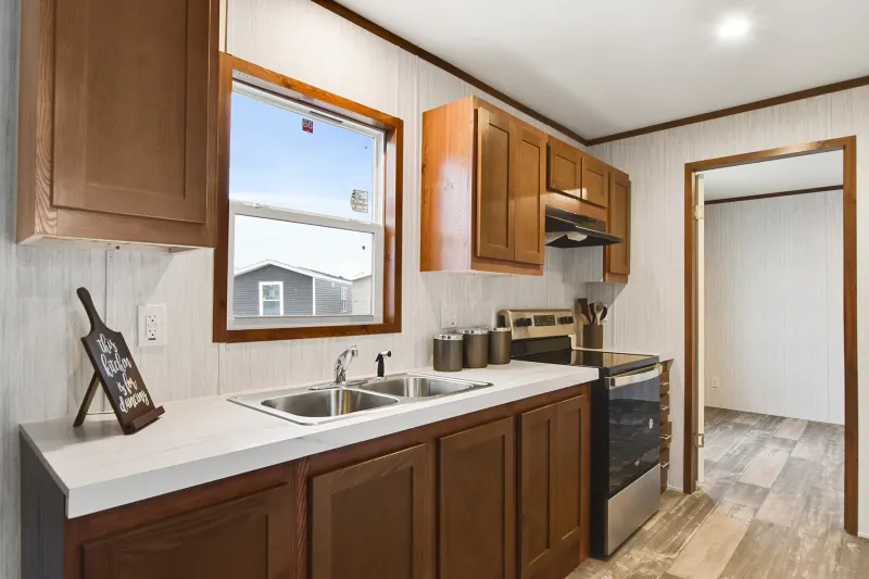 Express b117 kitchen home features