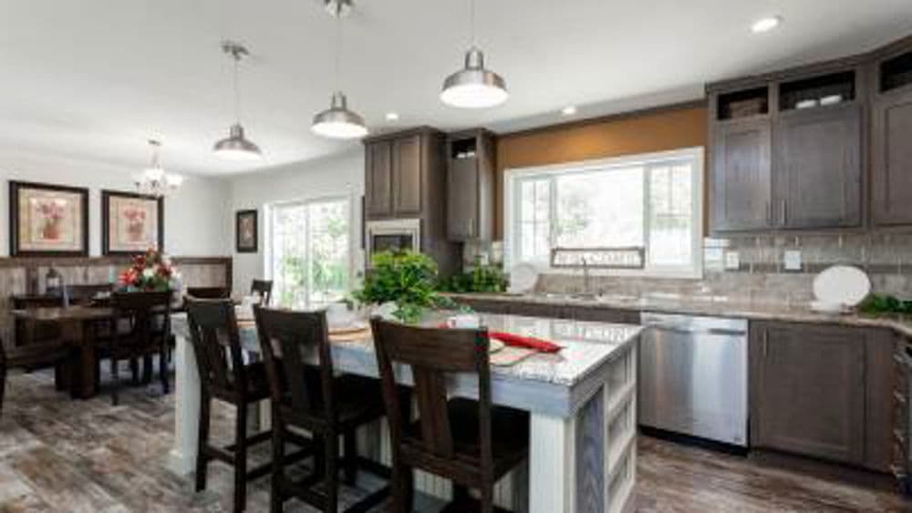Moyne kitchen home features