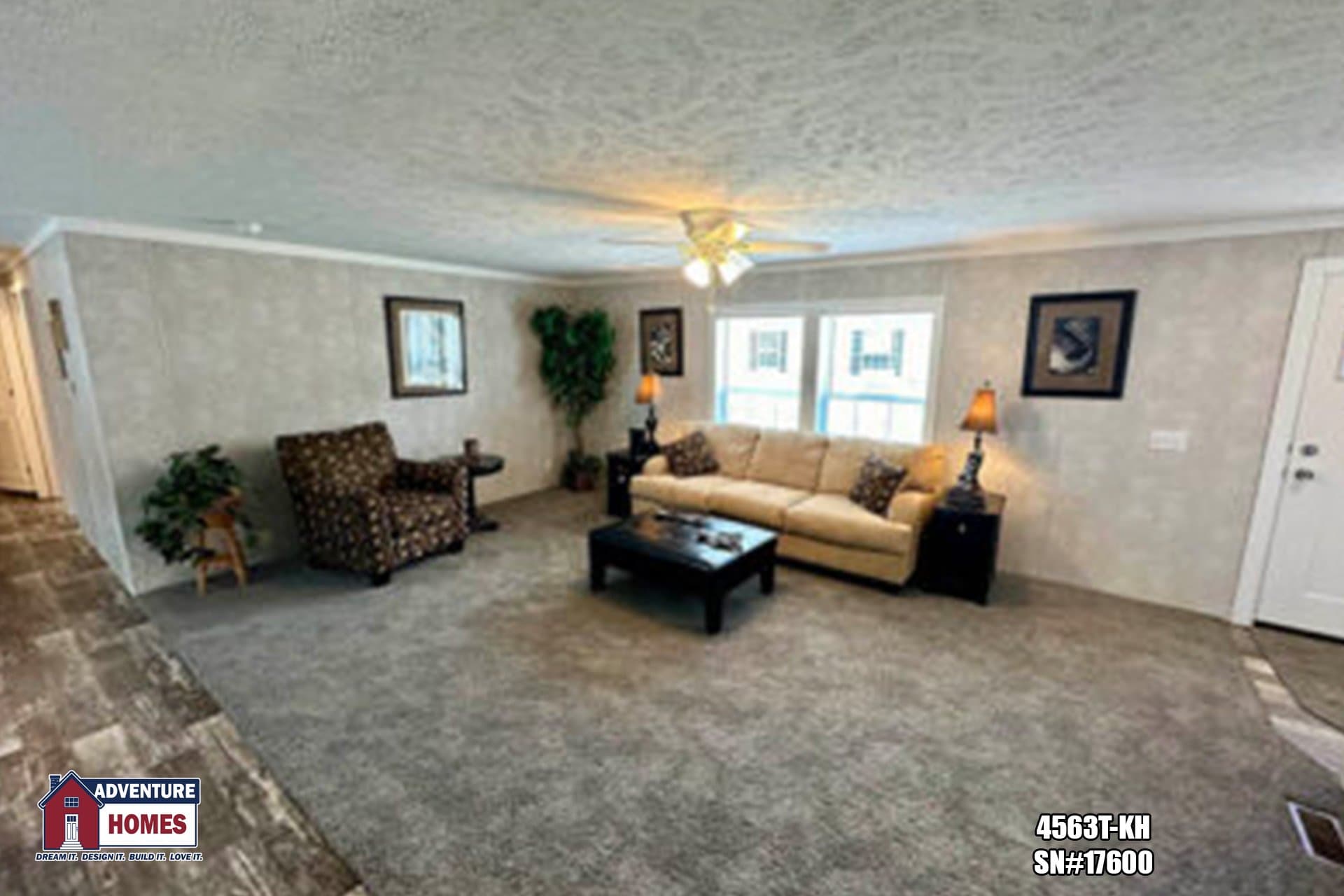 4563t-kh interior home features