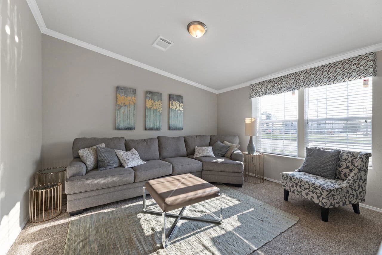 Hacienda iii 41764a interior home features