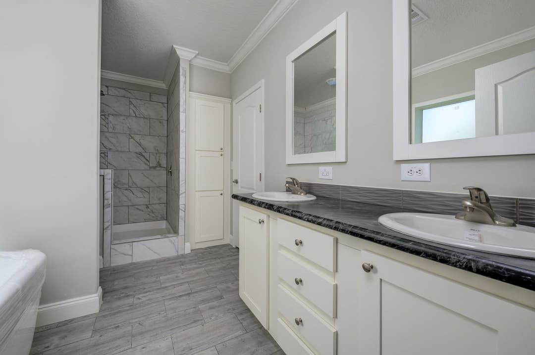 Loki bathroom home features