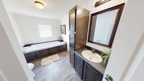 Buckhannon | 0603cbk bathroom home features