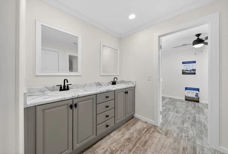Rory bathroom home features