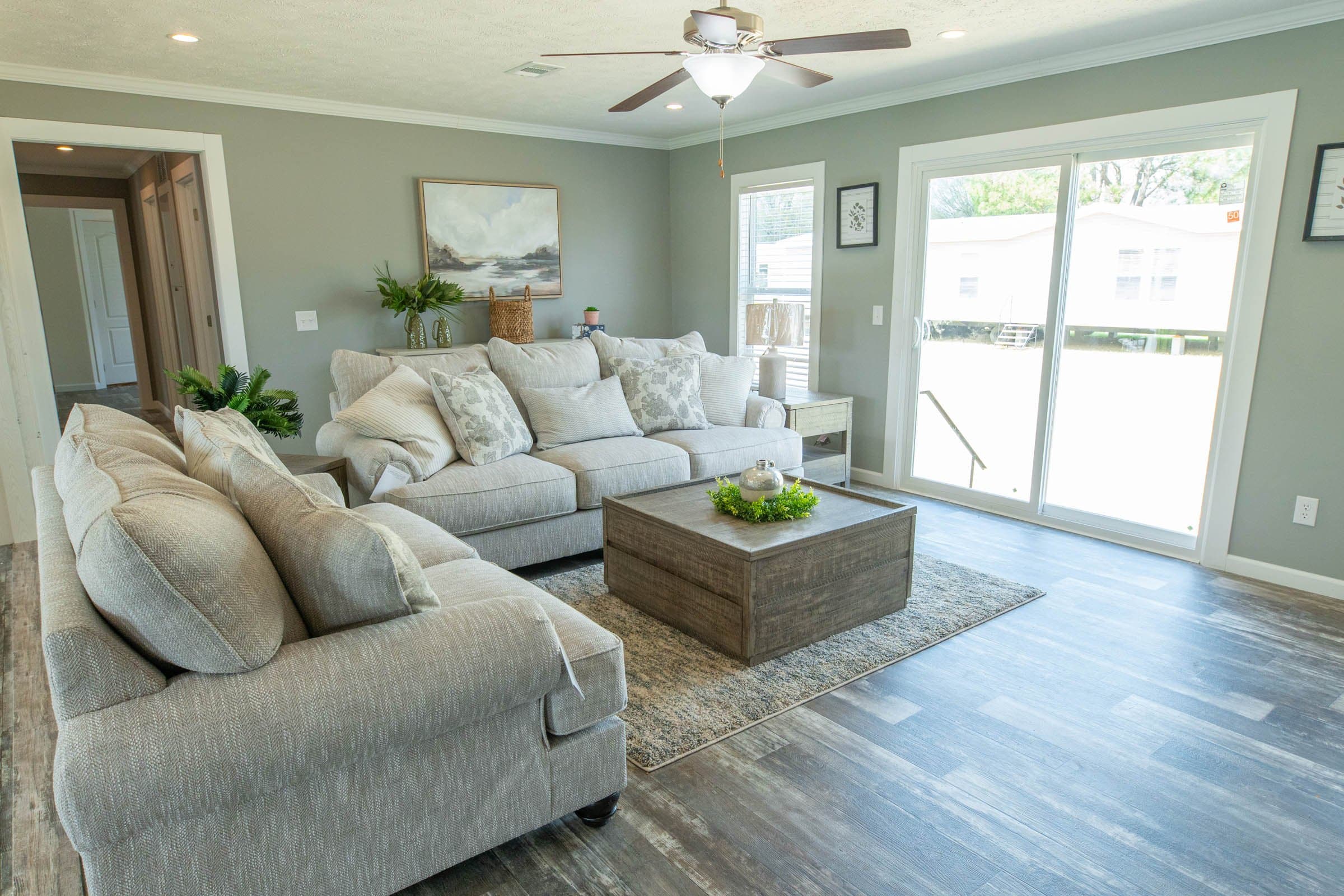 Lynn interior home features