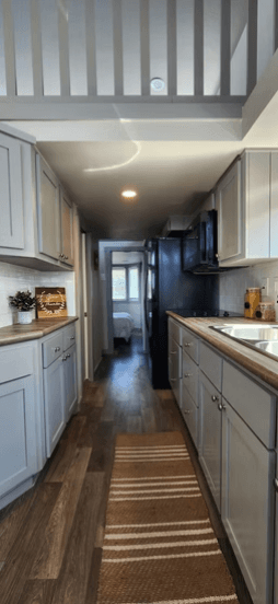 Bayside kitchen home features
