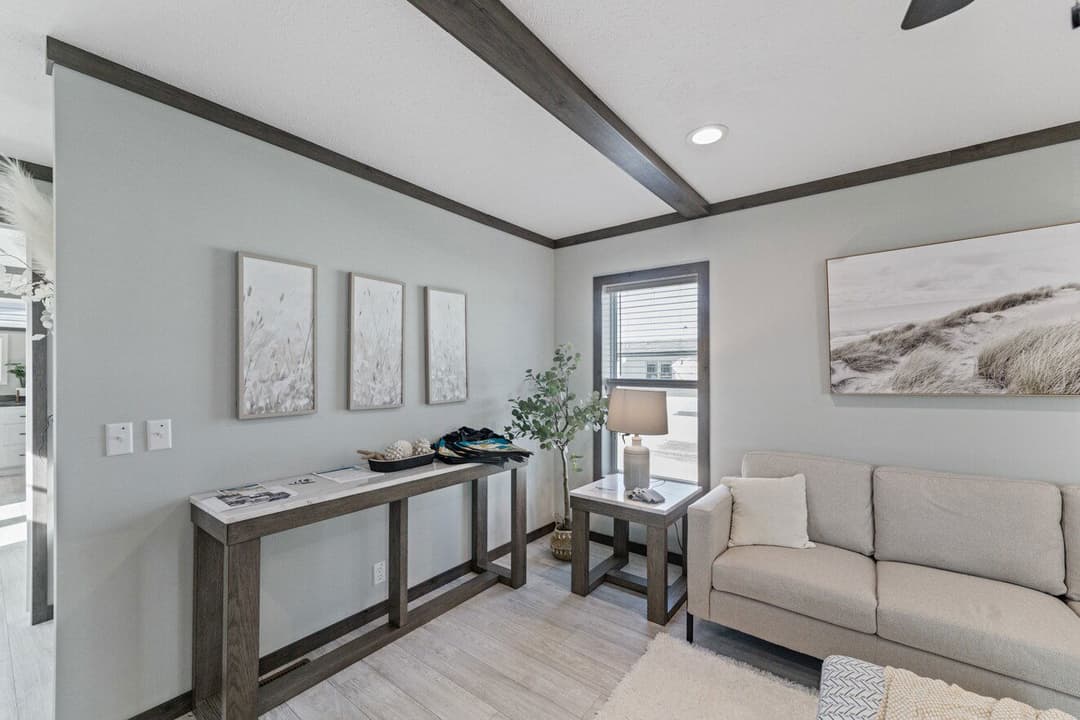 Pioneer 16763k interior home features