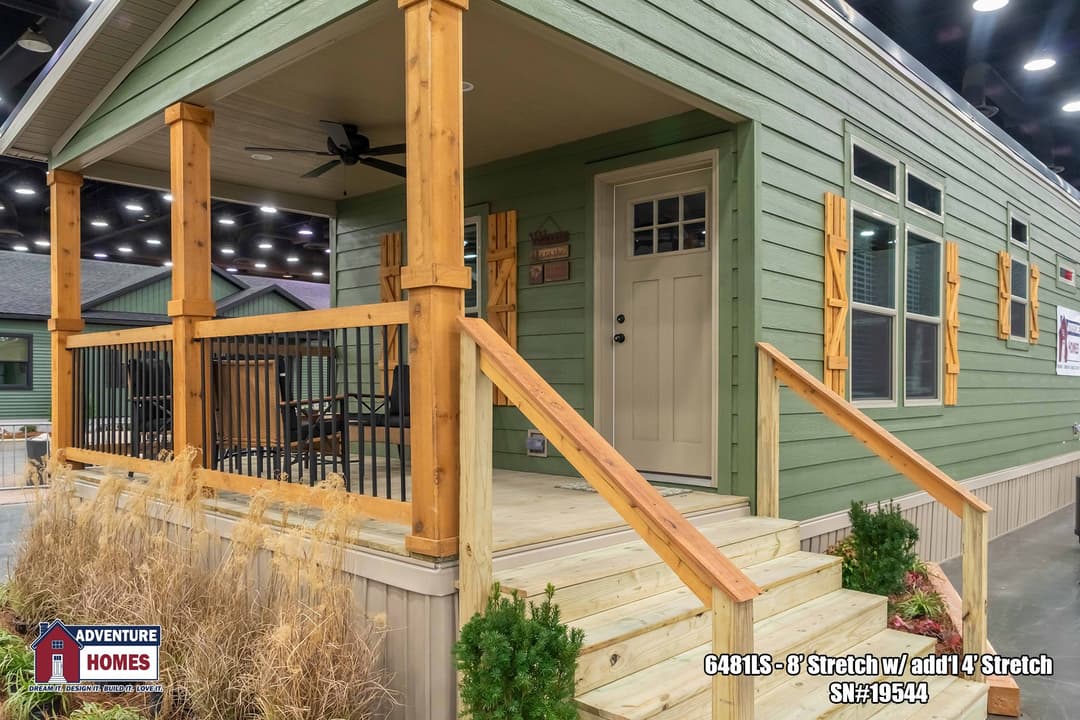 6481ls (8’ stretch) exterior home features