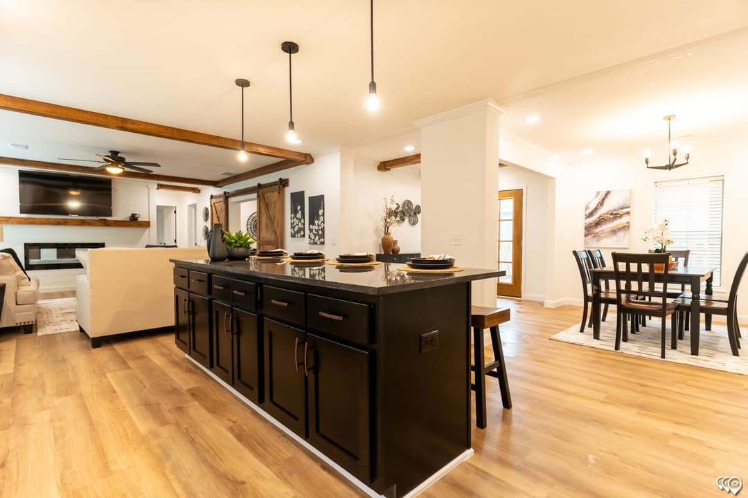 Pri3280-2071 kitchen home features