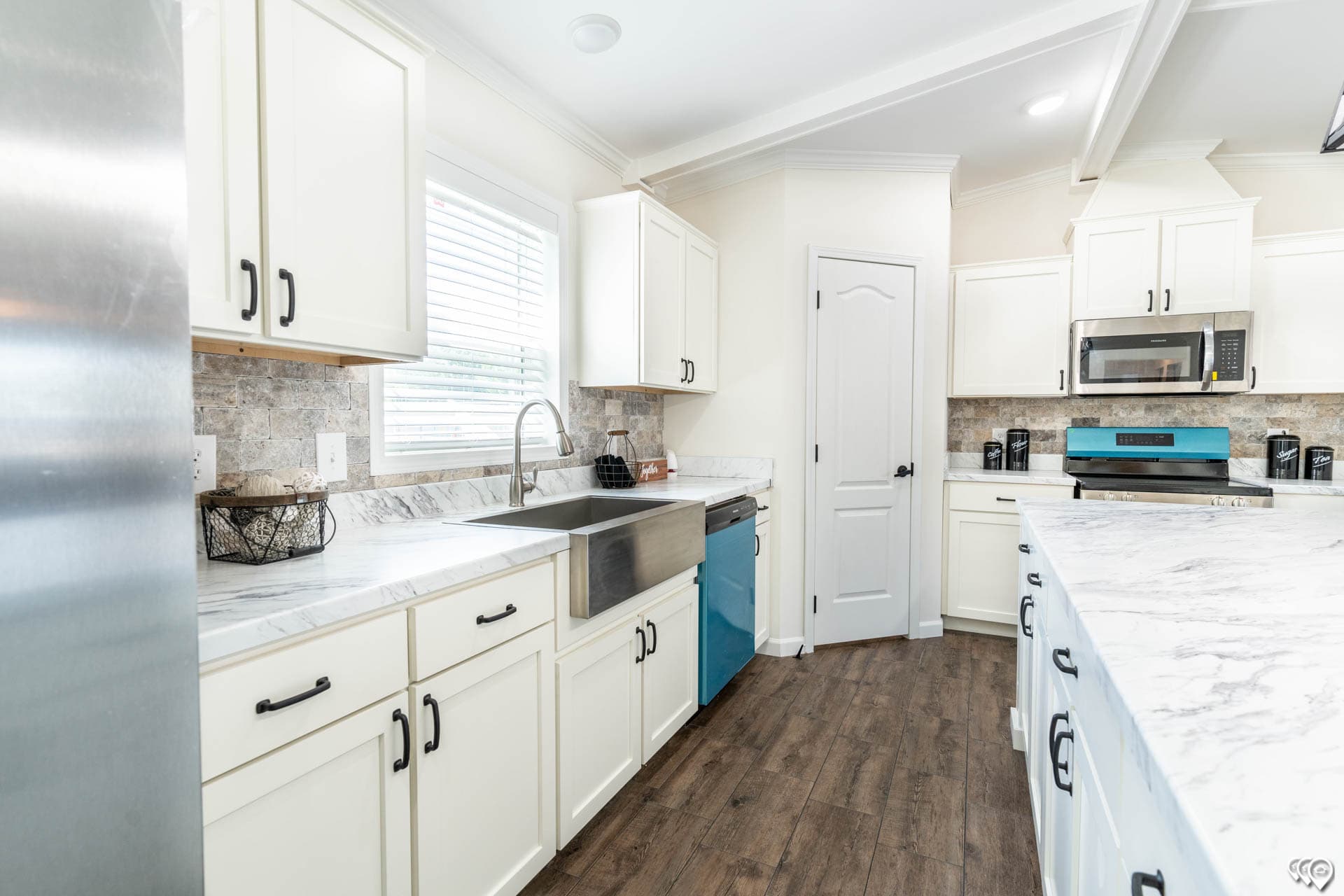 The zemira kitchen home features